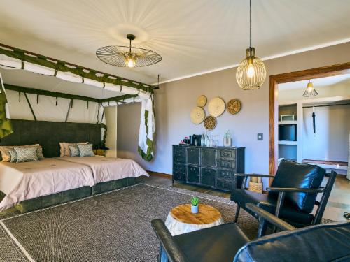 Accommodation at Hohenstein Lodge in the Erongo Mountains, Namibia