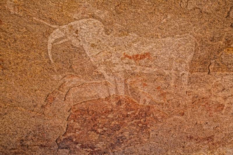 Granite mountains, rock art & stars: Omaruru → Erongo → Hohenstein Lodge